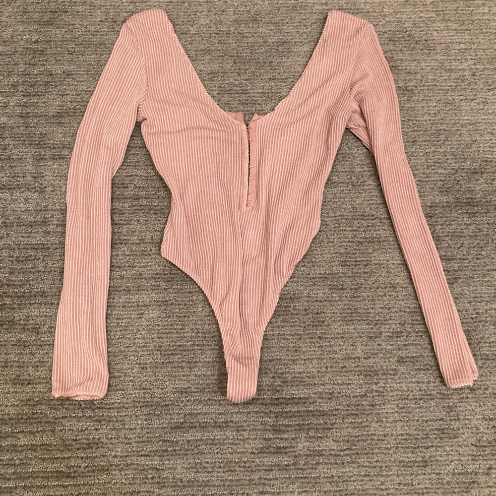 Light bunk backless bodysuit
